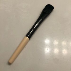 Beautycounter foundation brush
